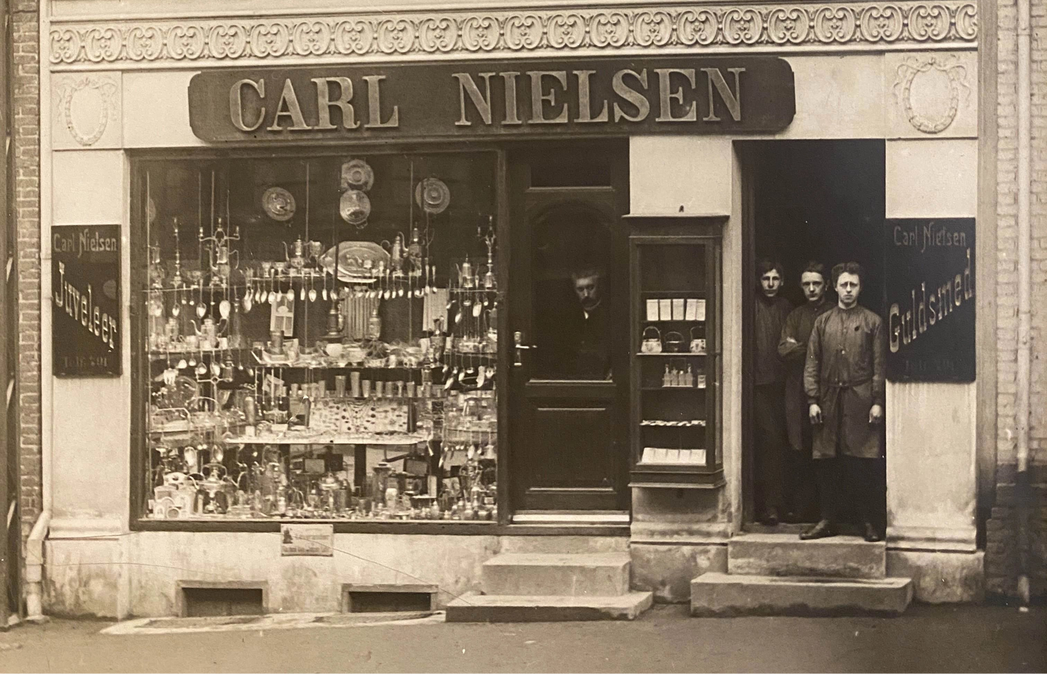 Expositor da loja Carl Nielsen da JM Band®.