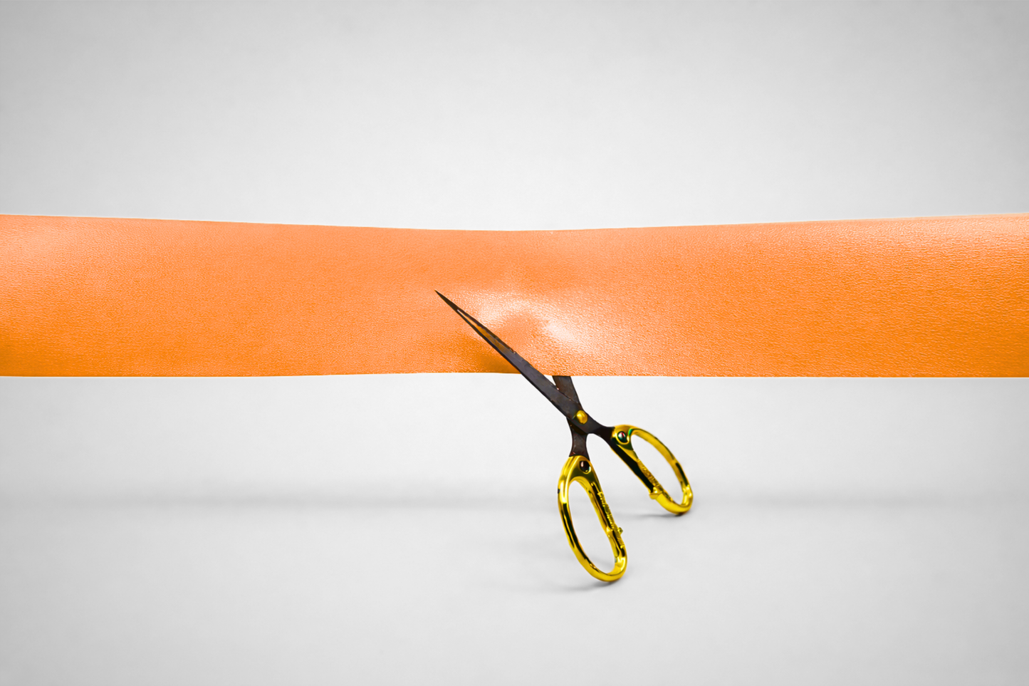 Fitas coloridas de inauguração sem estampa