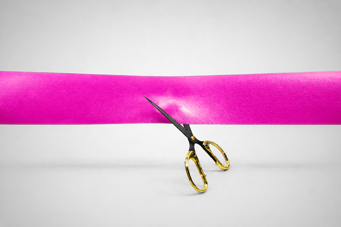 Fitas coloridas de inauguração sem estampa