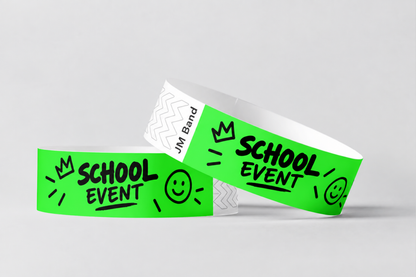 Duas pulseiras de papel verde néon com design de evento escolar impresso